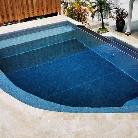 Residence B&L Lagon : Bungalow Corail Sainte-Luce Buitenkant foto