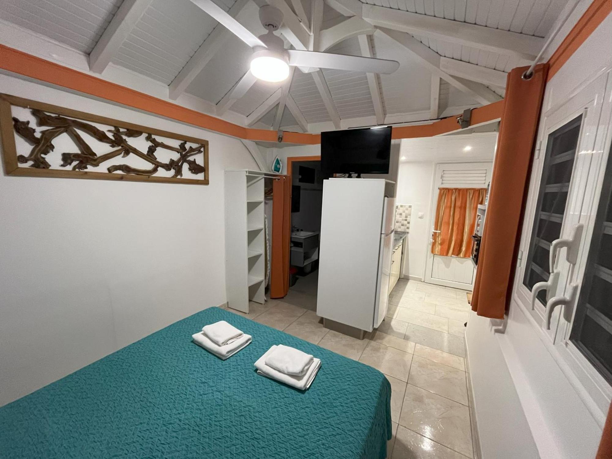Residence B&L Lagon : Bungalow Corail Sainte-Luce Buitenkant foto